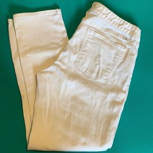Euc lucky 🍀 brand Lolita skinny white jeans